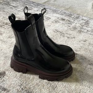 Missguided Chunky black and brown boots